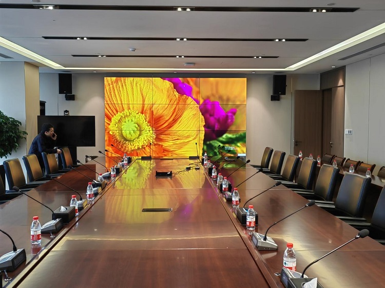 液晶拼接屏怎么样实现会议办公显示？