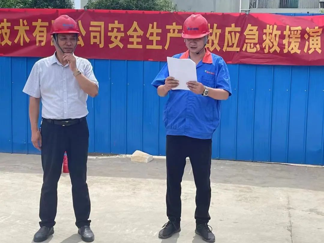 指揮長端義金（左）、副指揮長楊祥仁（右）